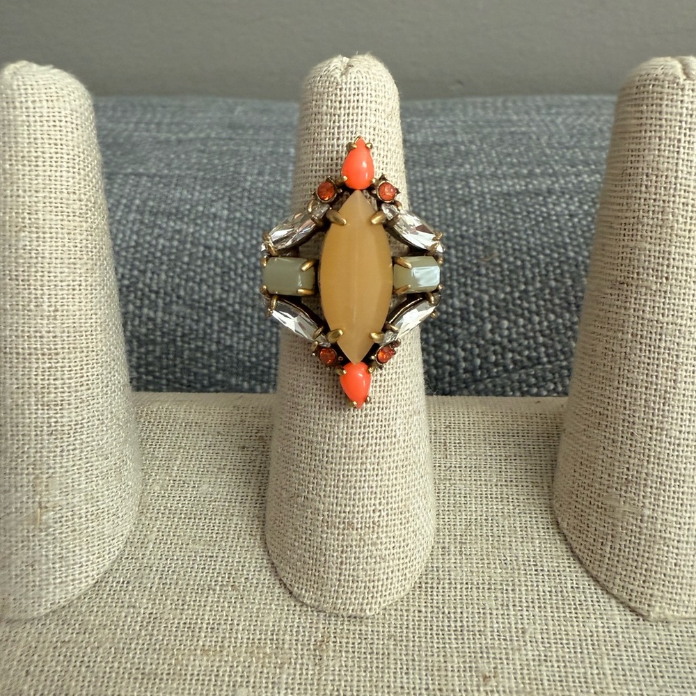 Stella & Dot Statement Riviera Ring - Picture 3 of 4